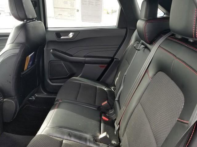 Certified 2023 Ford Escape ST-Line w/ Tech Pack #1 image 18