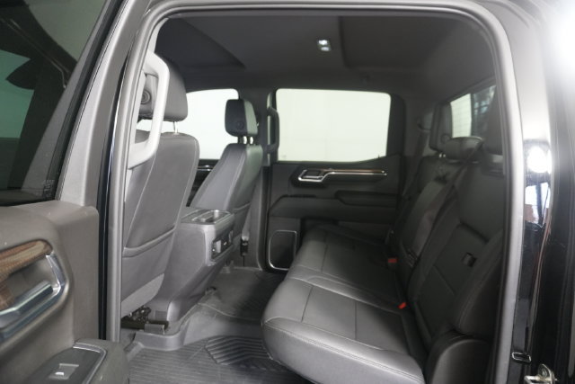 Used 2023 Chevrolet Silverado 1500 LT Trail Boss w/ LT Trail Boss Premium Package AWD/4WD image 30