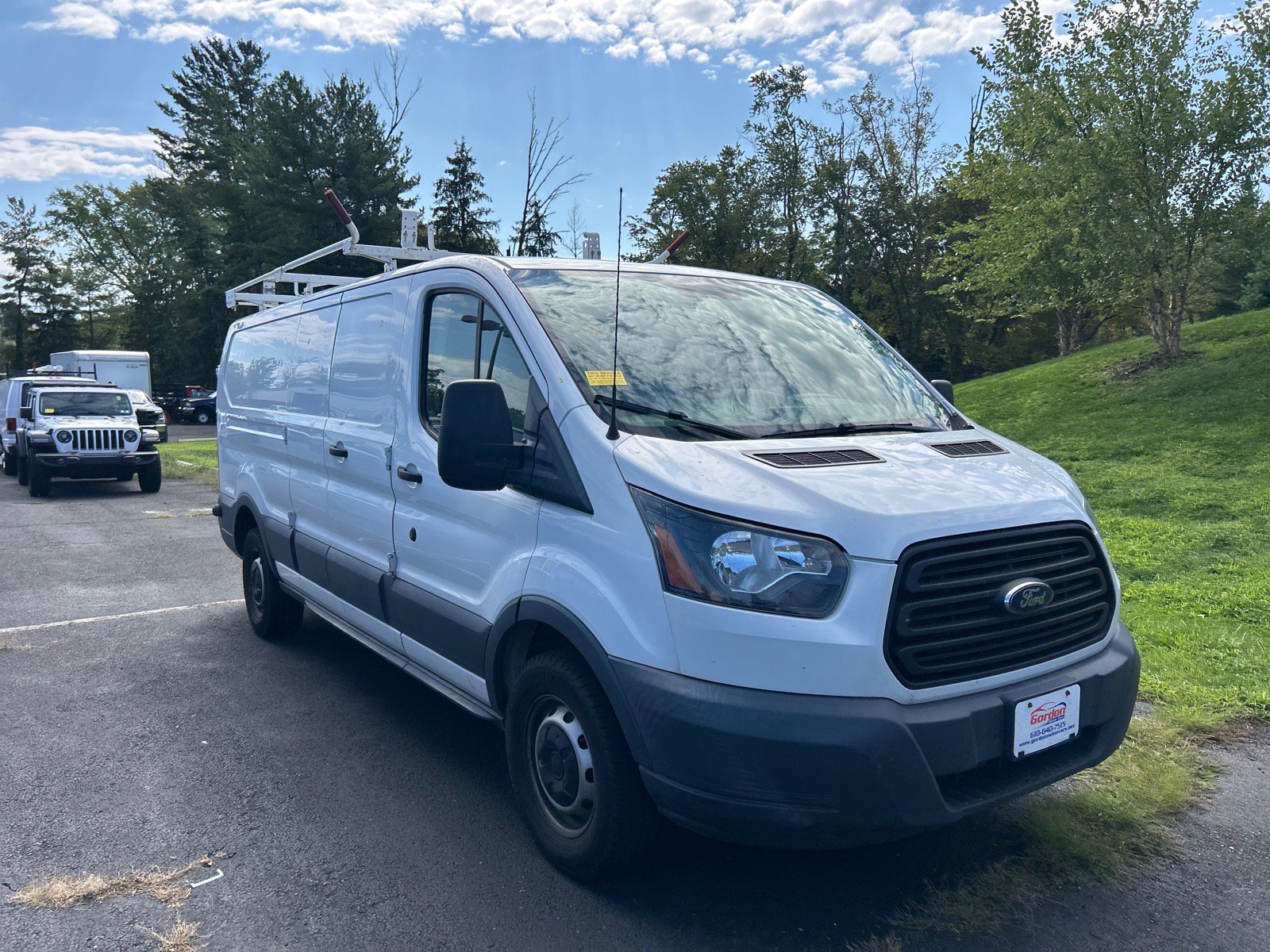 Certified 2018 Ford Transit 250 148 Low Roof RWD image 3