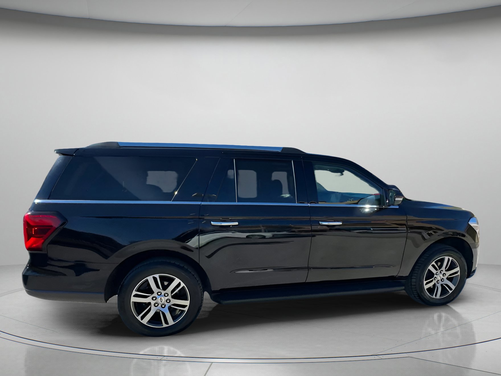 Certified 2024 Ford Expedition Max Limited image 39