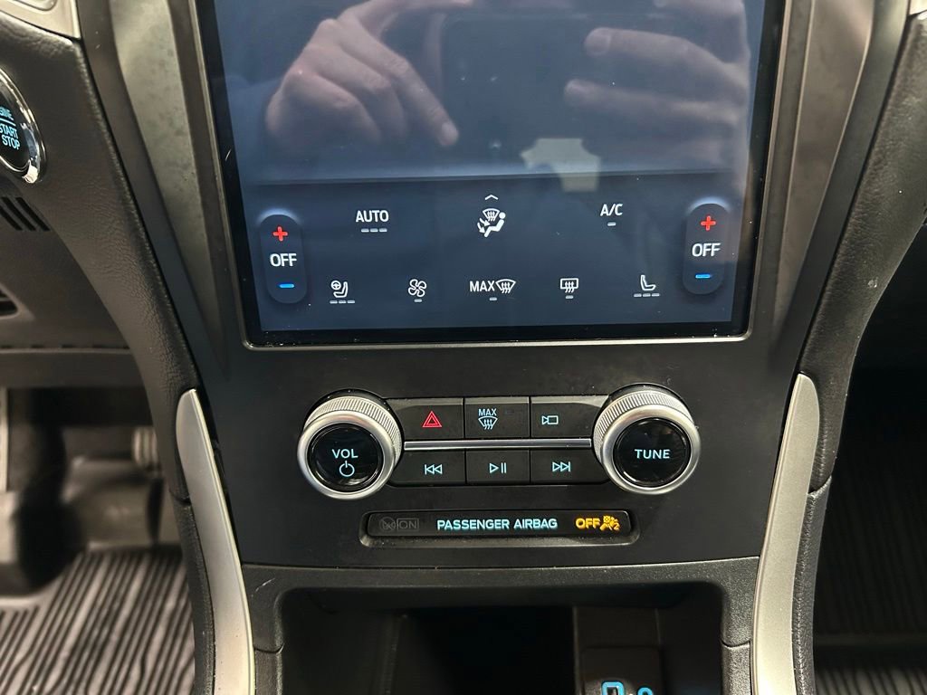 Certified 2024 Ford Edge SEL w/ Convenience Package AWD/4WD image 23