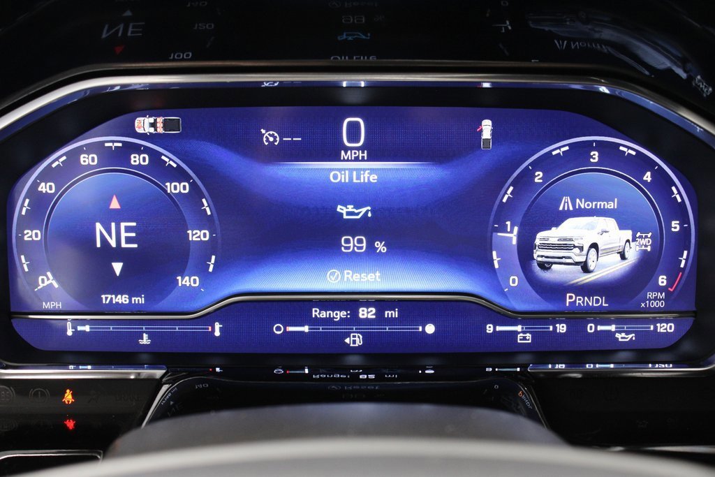 Used 2024 Chevrolet Silverado 1500 LT image 29