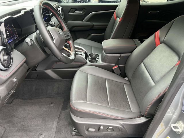 Used 2023 Chevrolet Colorado Z71 w/ Z71 Convenience Package 2 image 16