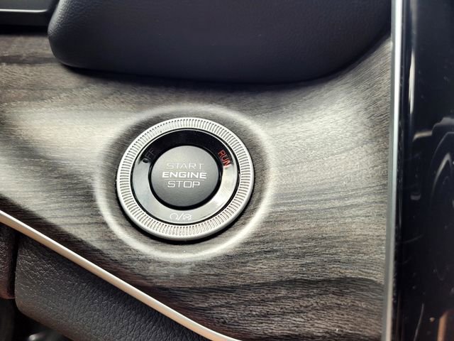 Used 2021 Jeep Grand Cherokee L Limited AWD/4WD image 18