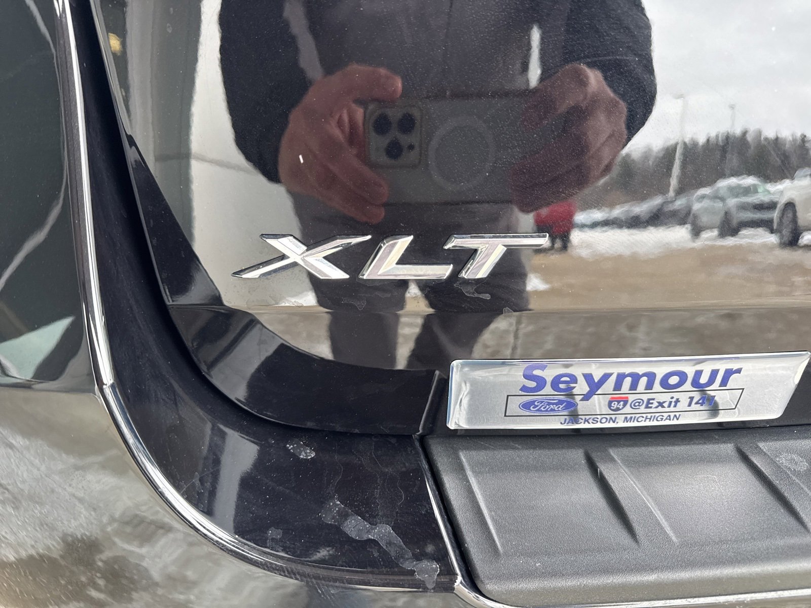 Certified 2023 Ford Explorer XLT w/ Equipment Group 202A image 15