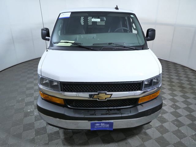Used 2024 Chevrolet Express 2500 w/ Driver Convenience Package image 6
