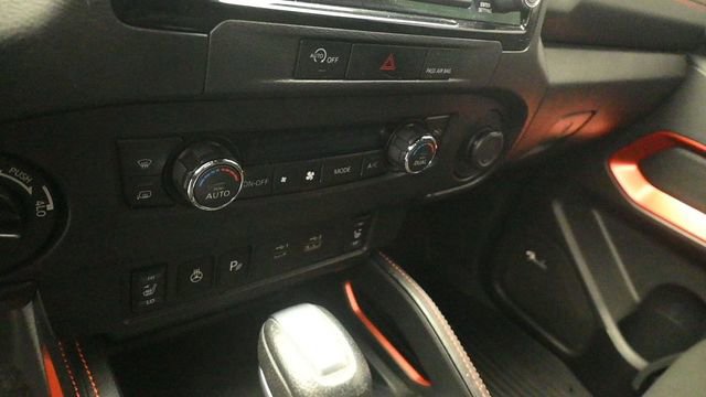 Used 2023 Nissan Frontier PRO-4X w/ Pro Convenience Package AWD/4WD image 18