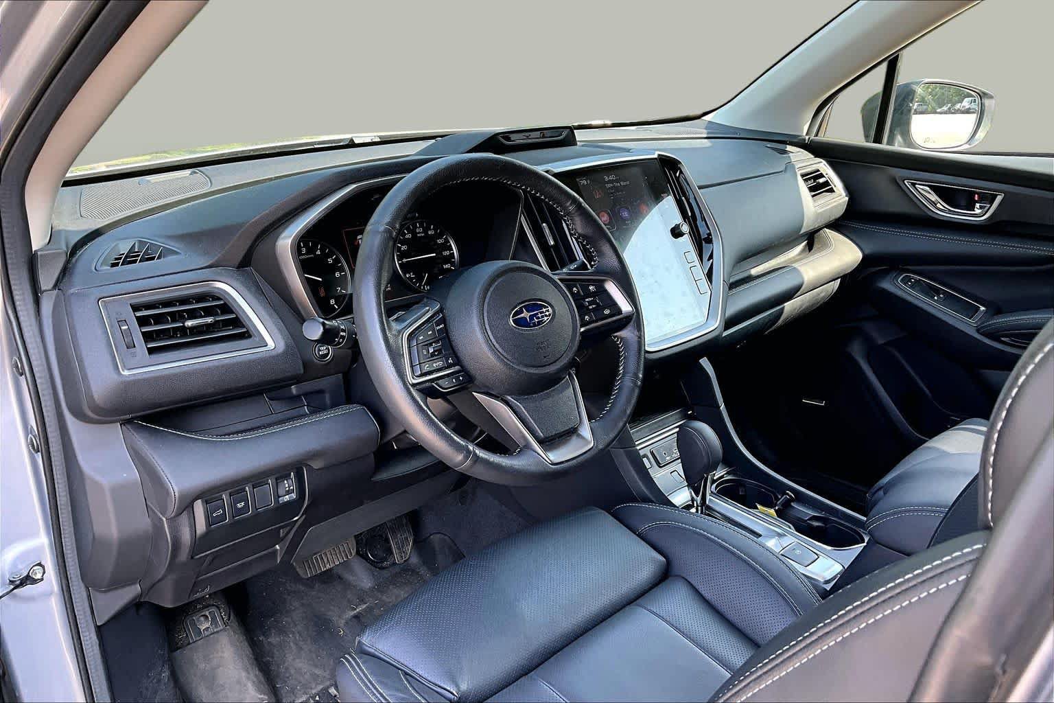 Used 2024 Subaru Ascent Limited w/ Technology Package AWD/4WD image 18