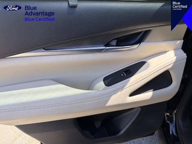 Used 2023 INFINITI QX60 Luxe w/ Cargo Package FWD image 11