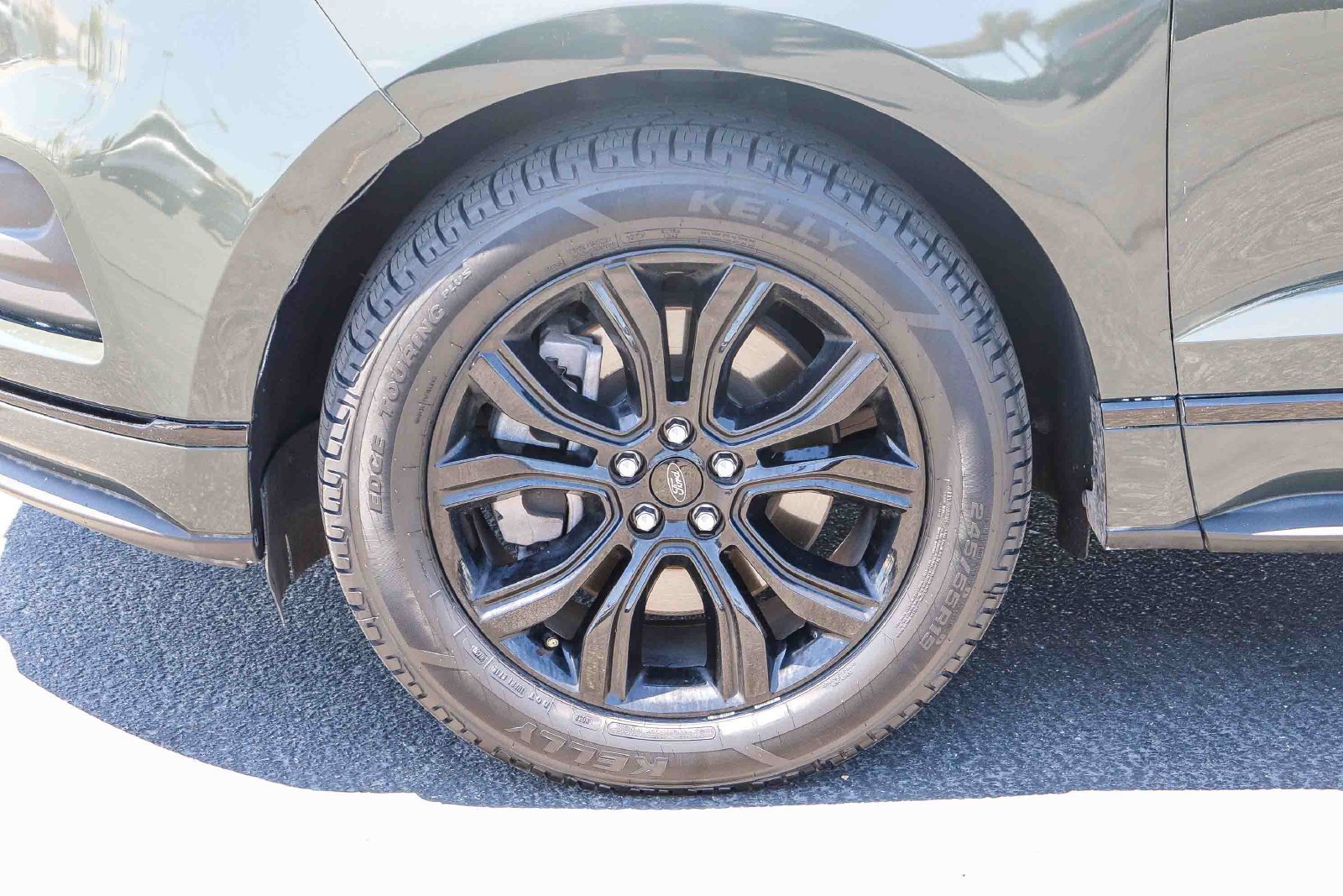 Certified 2023 Ford Edge SE w/ Black Appearance Package AWD/4WD image 10