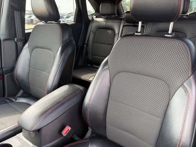 Certified 2024 Ford Escape ST-Line FWD image 10