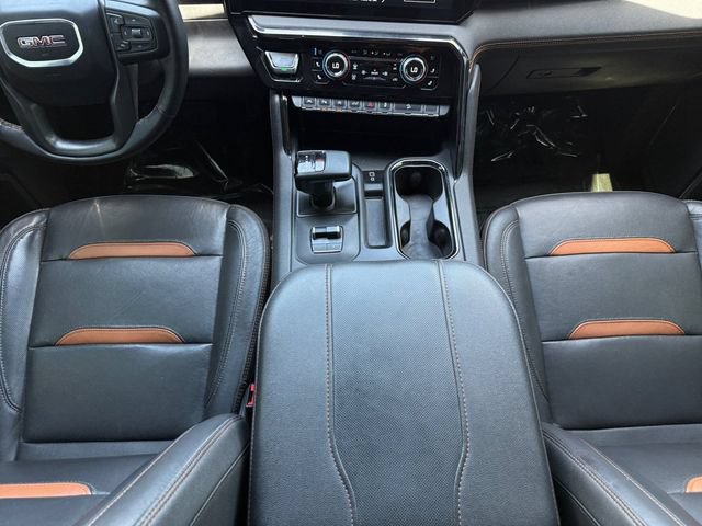 Used 2024 GMC Sierra 1500 AT4 w/ Technology Package AWD/4WD image 6