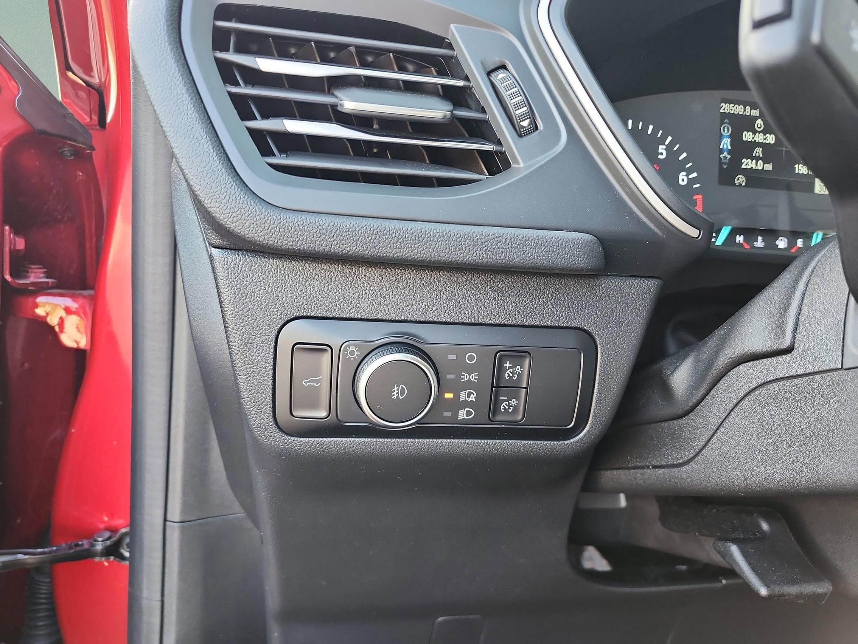 Certified 2022 Ford Escape SEL image 12