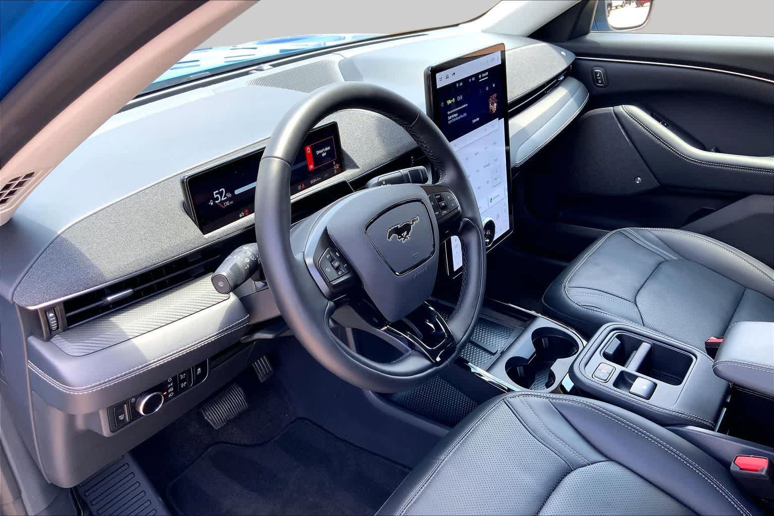 Certified 2025 Ford Mustang Mach-E Premium RWD image 17