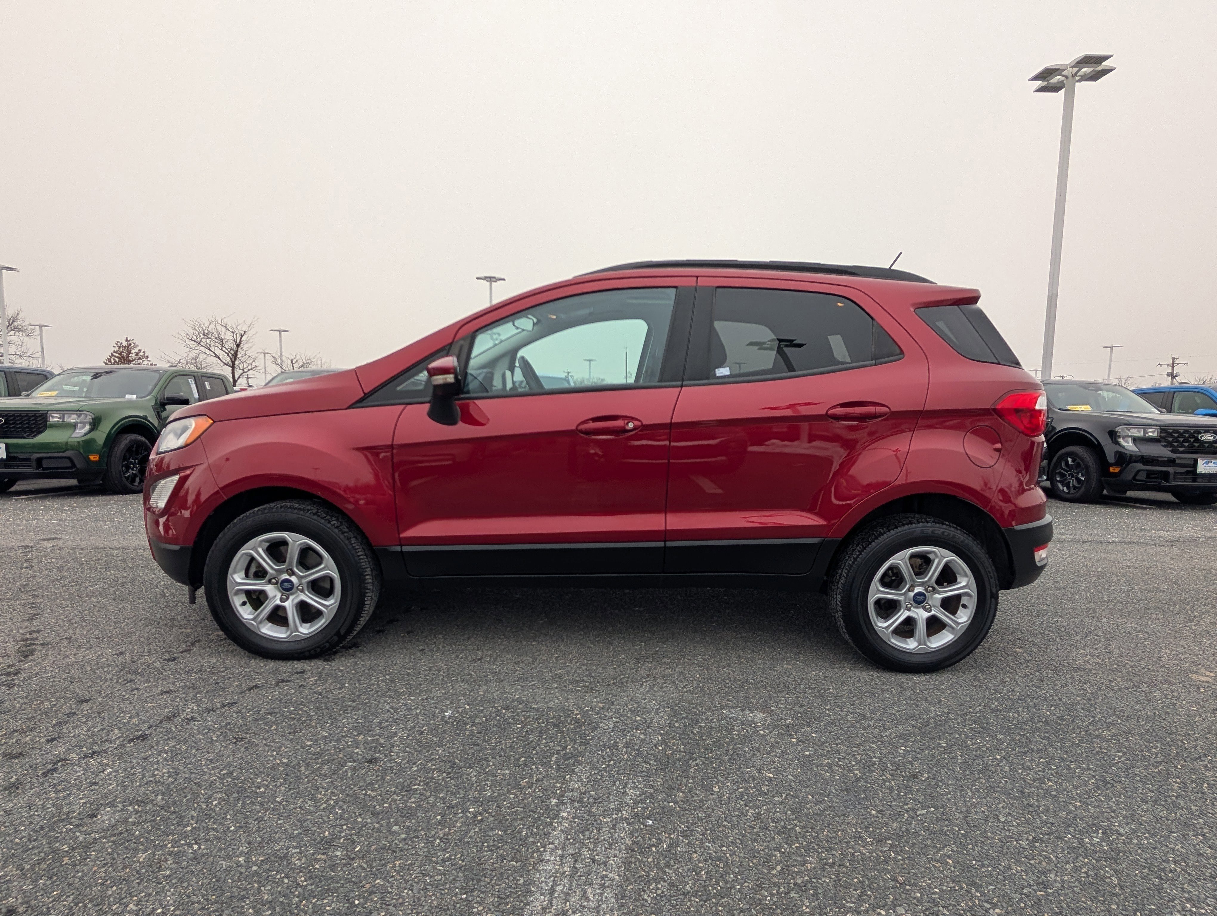 Certified 2020 Ford EcoSport SE image 2