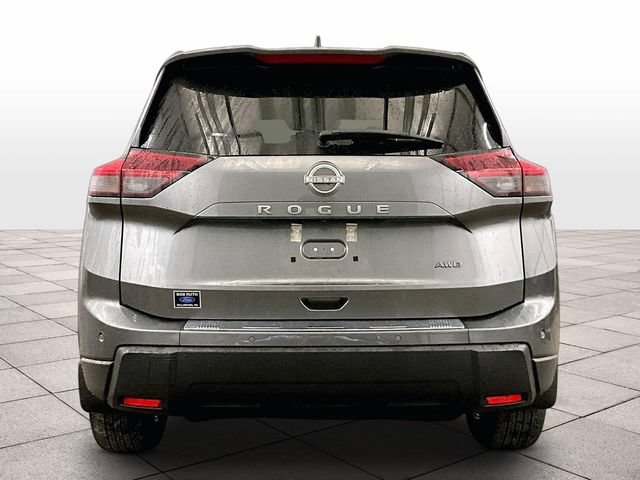 Used 2025 Nissan Rogue SV AWD/4WD image 4