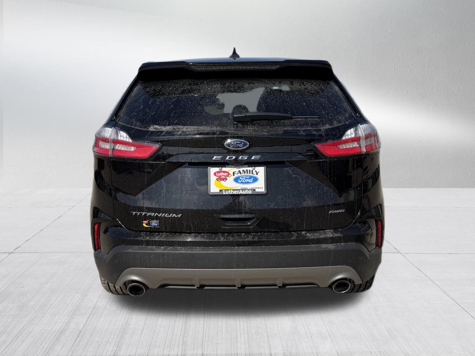 Certified 2024 Ford Edge Titanium AWD/4WD image 4
