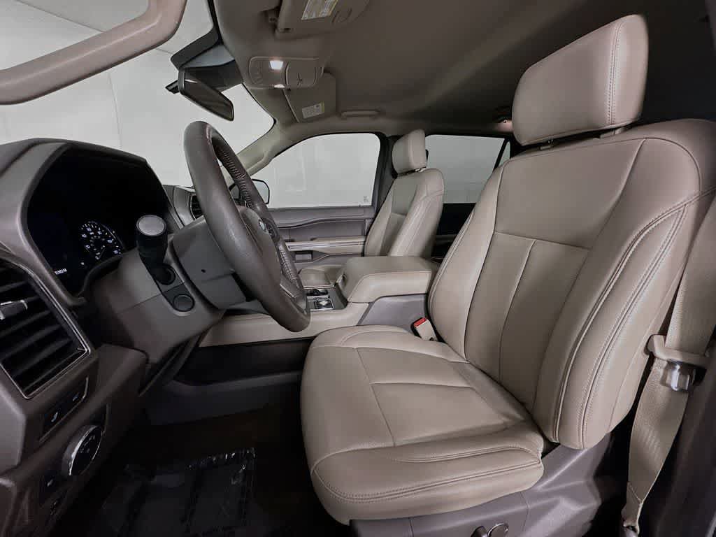 Certified 2019 Ford Expedition Max XLT w/ Equipment Group 202A AWD/4WD image 12