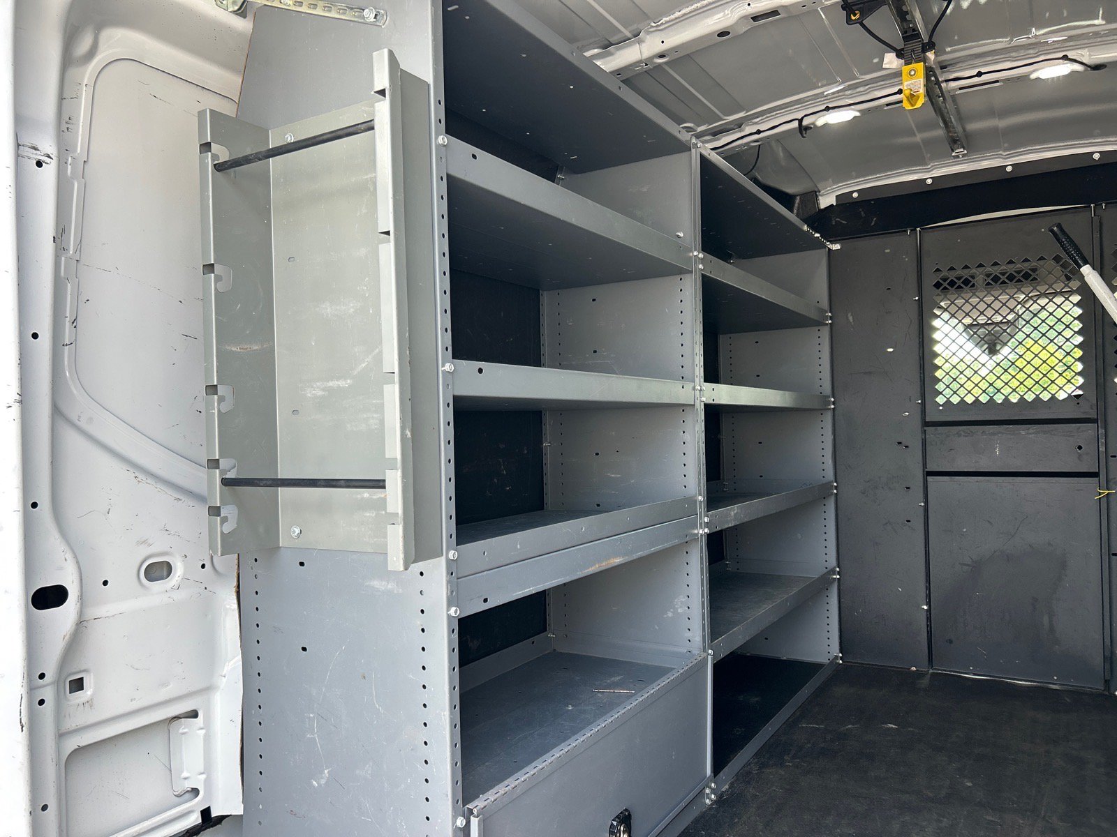 Certified 2020 Ford Transit 150 Medium Roof RWD image 10