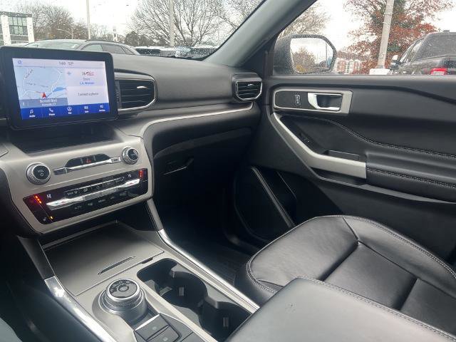 Certified 2021 Ford Explorer XLT w/ Equipment Group 202A image 31