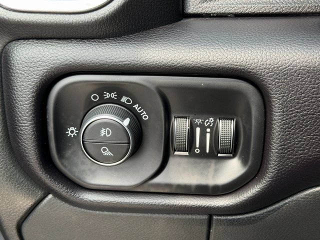 Used 2021 RAM 2500 Laramie AWD/4WD image 25