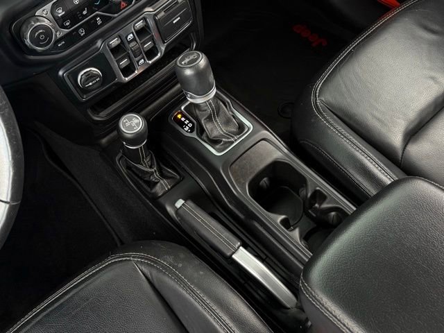 Used 2019 Jeep Wrangler Unlimited Sahara w/ Advanced Safety Group image 31