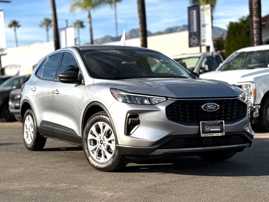 Certified 2023 Ford Escape Active image 2