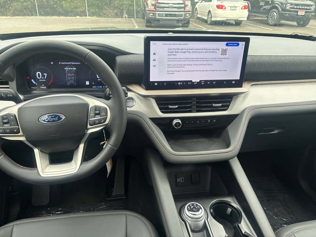 Certified 2026 Ford Explorer Active w/ Active Comfort Package AWD/4WD image 17