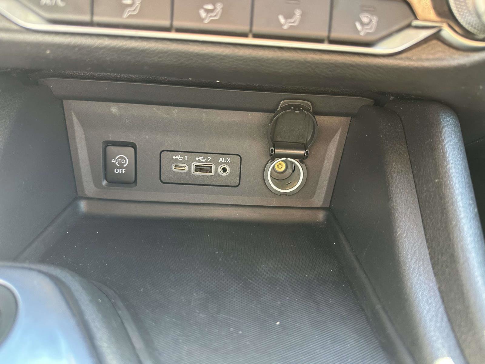 Used 2024 Nissan Sentra SV image 22