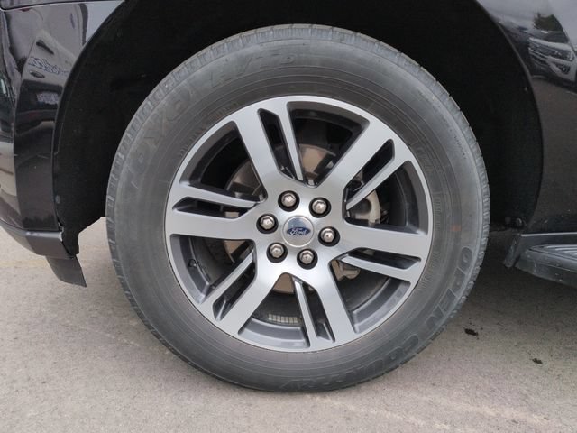 Certified 2024 Ford Expedition Limited AWD/4WD image 10