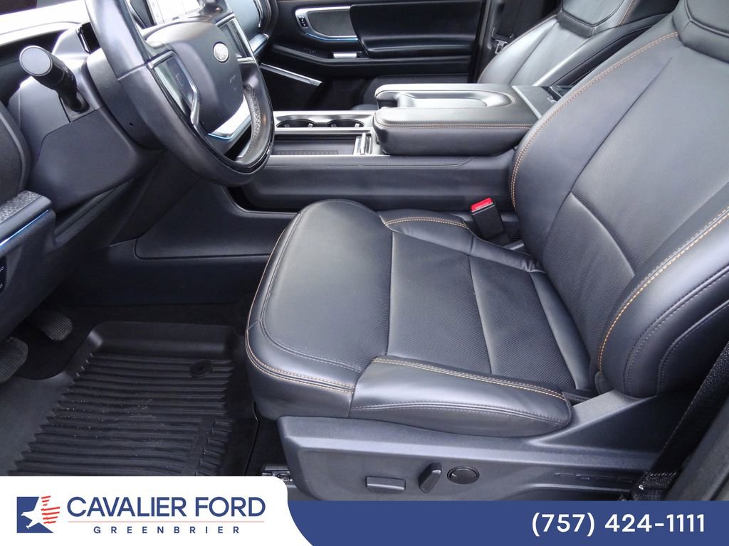 Certified 2025 Ford Expedition Tremor AWD/4WD image 6