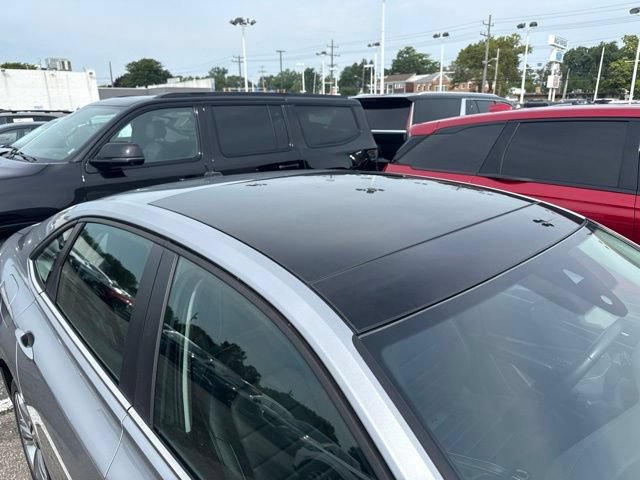 Used 2024 Volkswagen Jetta SE FWD image 28