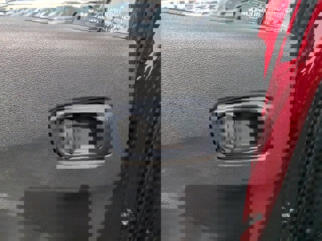 Used 2025 Hyundai Venue Limited image 26