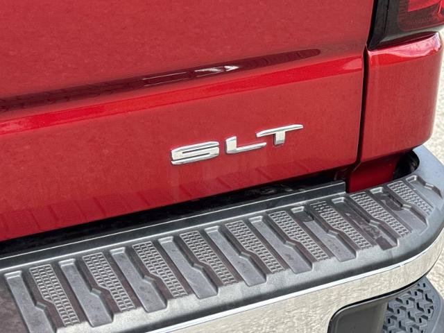Used 2023 GMC Sierra 1500 SLT AWD/4WD image 12