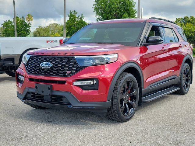 Certified 2024 Ford Explorer ST w/ Equipment Group 401A AWD/4WD image 3