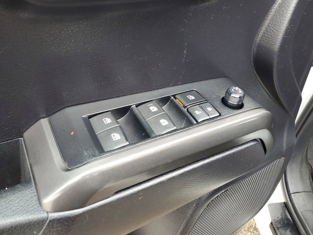 Used 2020 Toyota Tacoma TRD Sport w/ Technology Package image 12