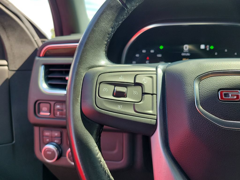 Used 2022 GMC Yukon SLE w/ Gmc Pro Safety Plus Package AWD/4WD image 24