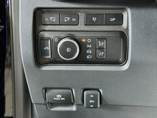 Certified 2024 Ford F250 Lariat w/ Lariat Ultimate Package AWD/4WD image 27