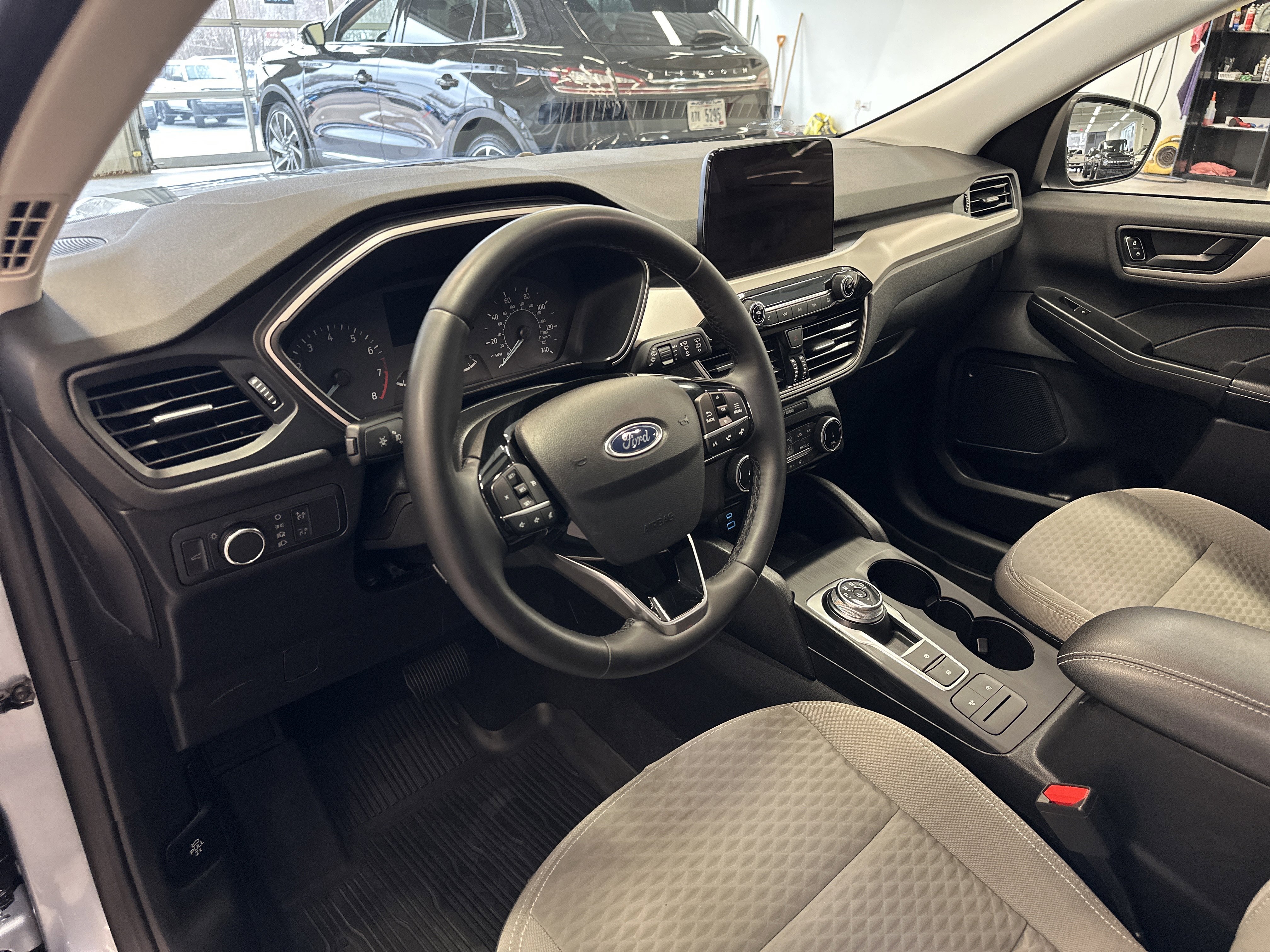 Certified 2022 Ford Escape SE w/ Convenience Package image 22