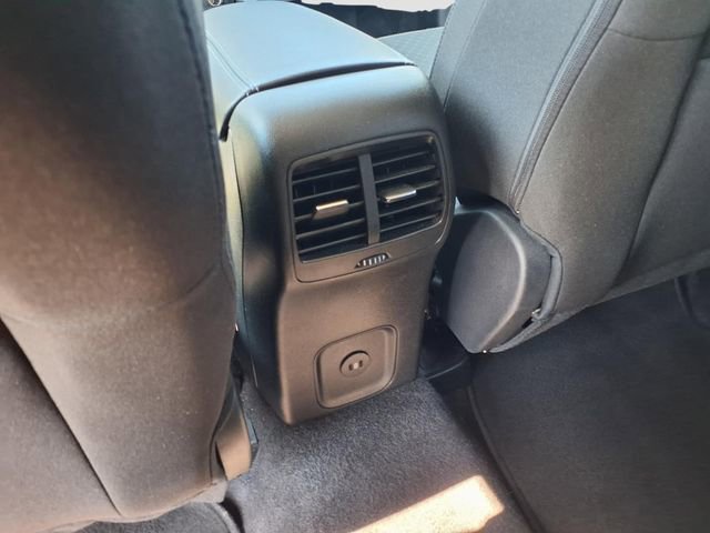 Certified 2024 Ford Escape Active FWD image 11