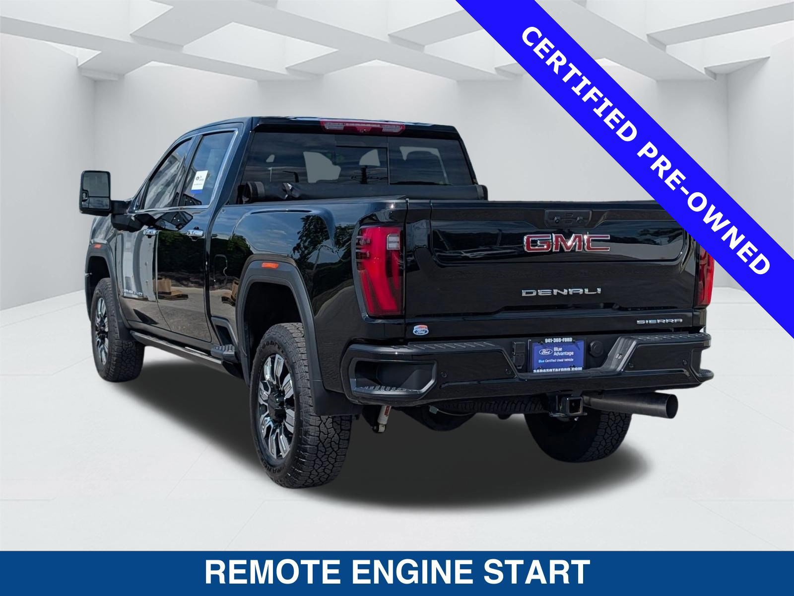 Used 2025 GMC Sierra 2500 Denali w/ Denali Reserve Package image 2