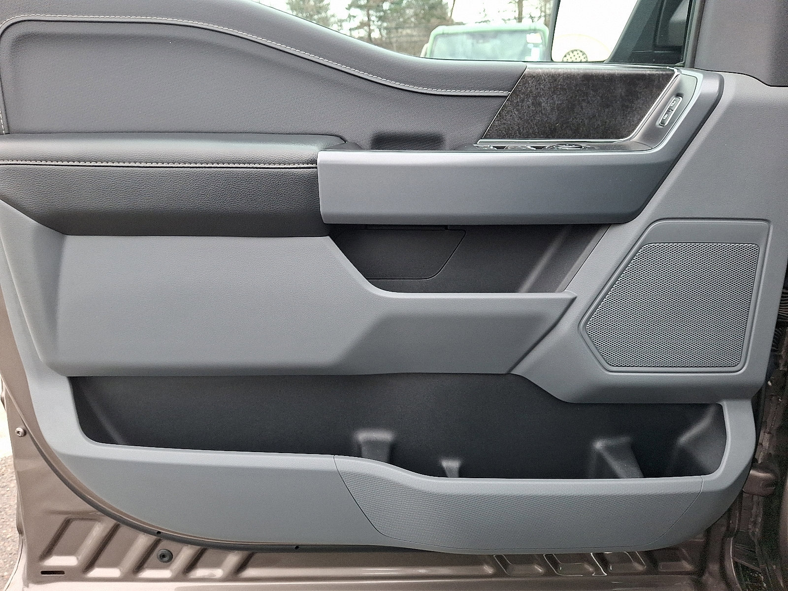 Certified 2023 Ford F150 XLT w/ Equipment Group 302A High image 12