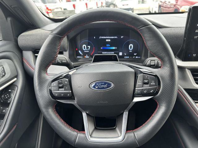 Certified 2025 Ford Explorer ST-Line w/ ST-Line Street Pack image 26