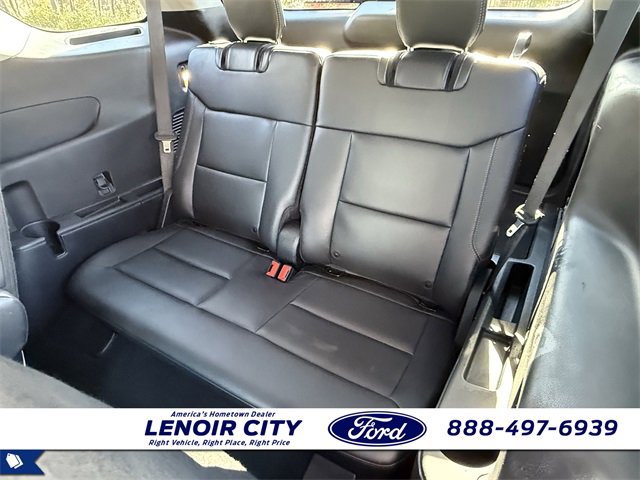 Certified 2022 Ford Explorer XLT w/ Equipment Group 202A image 19