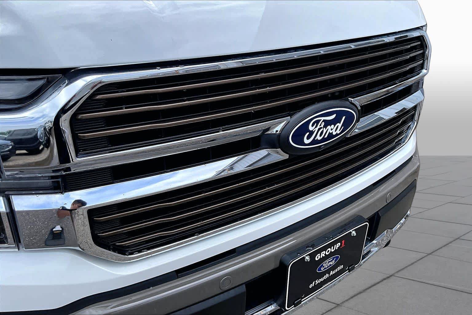 Certified 2025 Ford F150 King Ranch w/ FX4 Off-Road Package AWD/4WD image 30