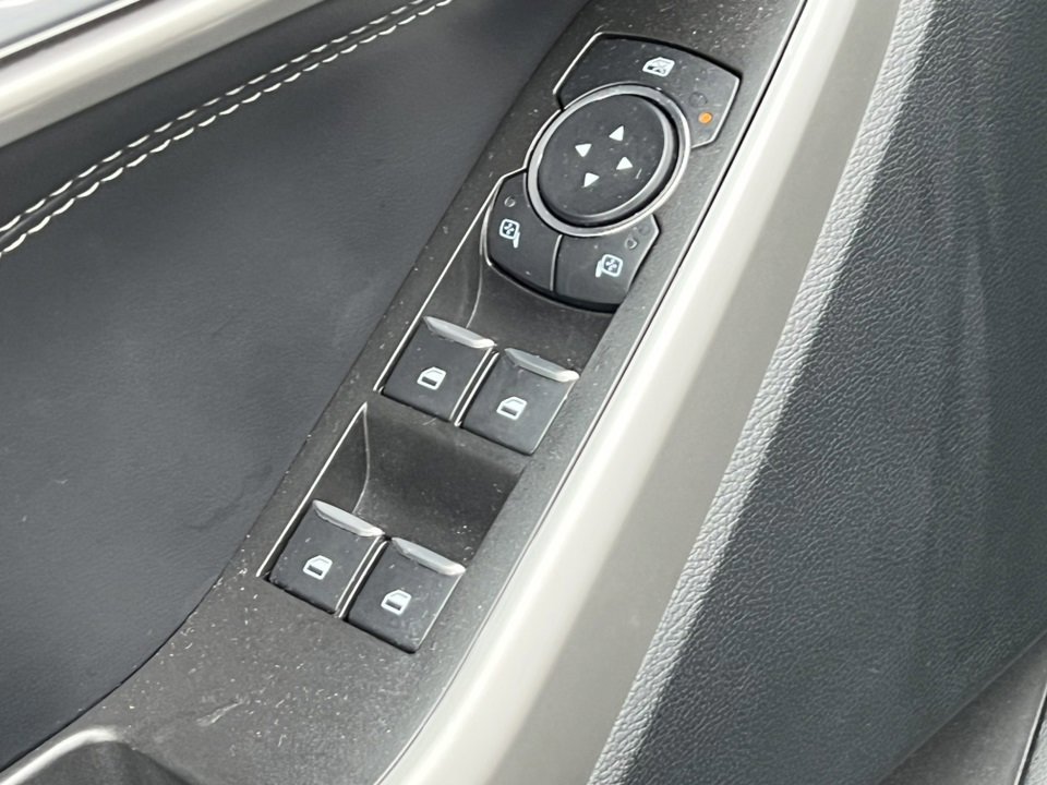 Certified 2023 Ford Explorer XLT w/ Equipment Group 202A image 21