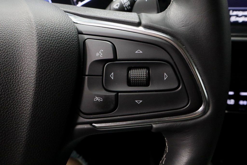 Used 2021 Buick Envision Essence image 29