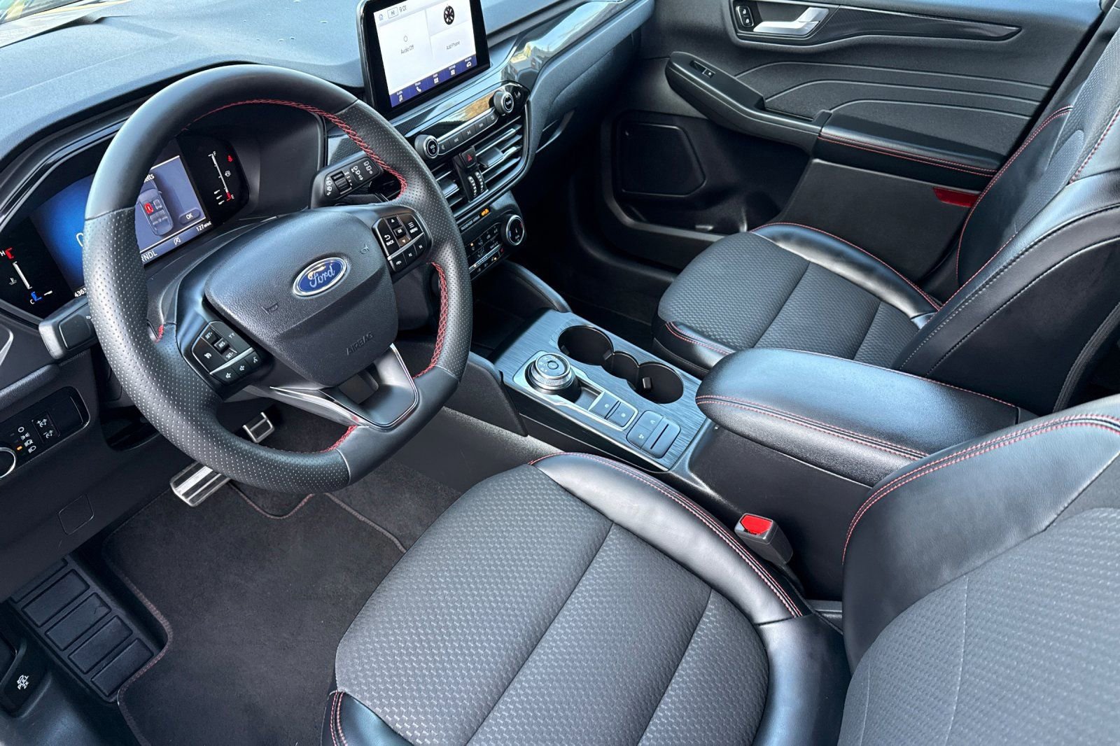 Certified 2023 Ford Escape ST-Line image 11