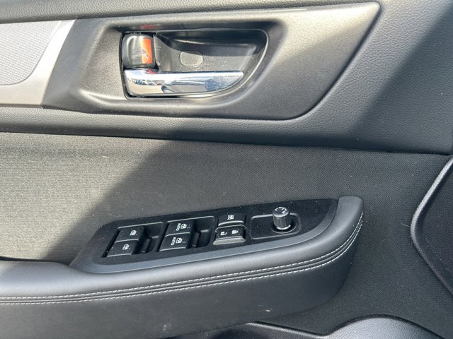 Used 2017 Subaru Outback 2.5i Premium image 14