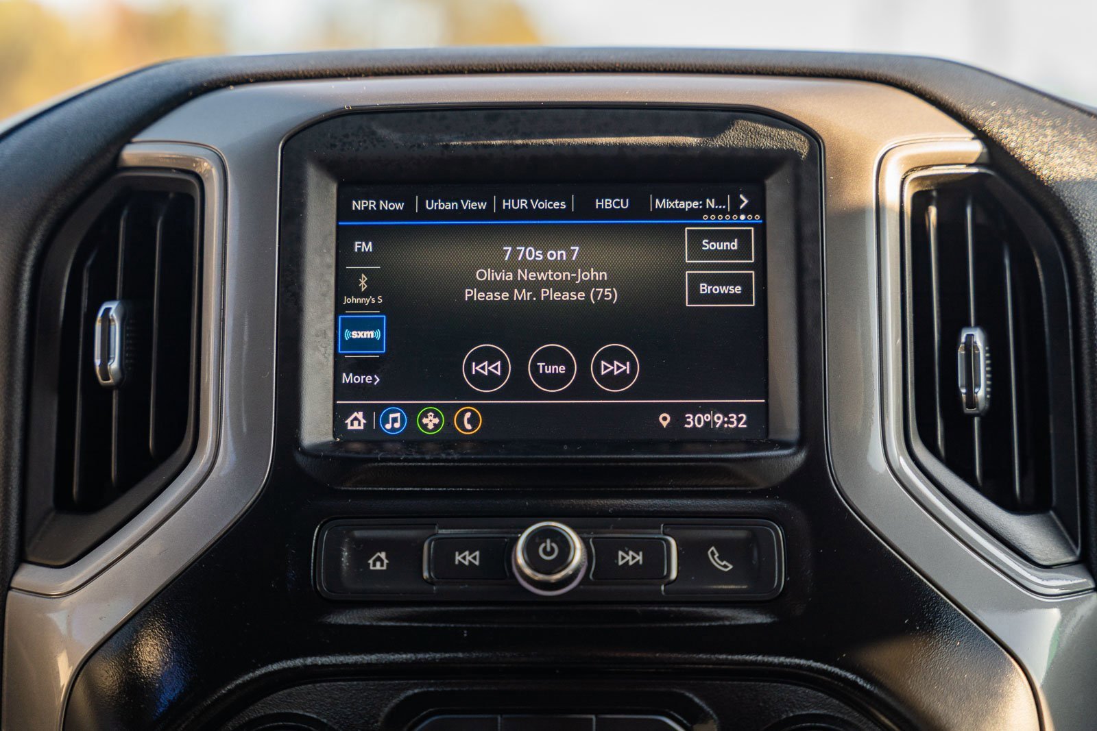 Used 2020 Chevrolet Silverado 1500 Custom w/ Custom Value Package image 35